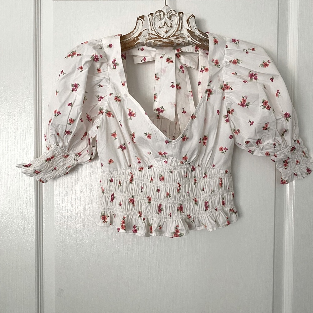 White, coral floral top, Size S
